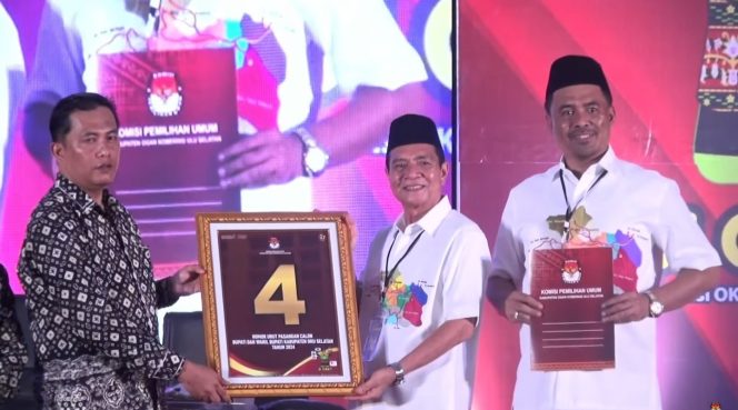 
					Pasangan Abusama dan Misnadi (ABDI) resmi mendapatkan nomor urut 4 dalam Pilkada OKU Selatan 2024. 