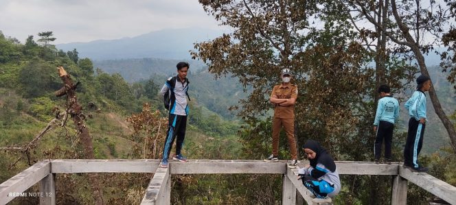 
					Susana sisa Kebakaran hebat melanda satu rumah di Kecamatan Warkuk Ranau Selatan pada 22 September 2024. (foto:ist)