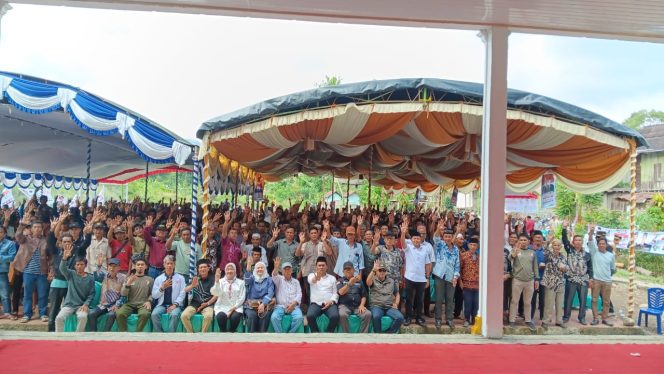 
					 2.450 relawan di Kecamatan Sindang Danau telah resmi dikukuhkan untuk mendukung pasangan calon Bupati dan Wakil Bupati OKU Selatan, Abusama-Misnadi (ABDI), dalam Pilkada 27 November 2024. 