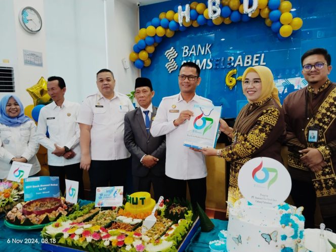 
					Bank Sumsebabel Cabang Muaradua Gelar Perayaan HUT ke-67 dengan Kegiatan Sosial dan Promosi Budaya Lokal