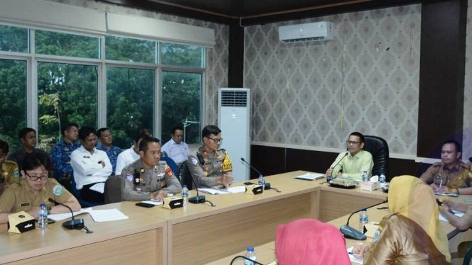 
					Pemkab OKU Selatan Gelar Rapat Pemantapan Jalan Sehat dan Senam Sehat untuk HUT Ke-21