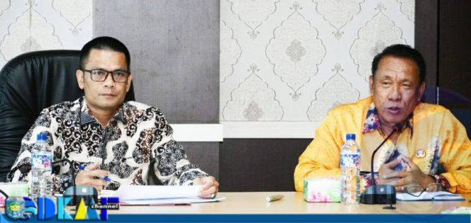 
					Sekda OKU Selatan Pimpin Rapat Percepatan Layanan Penerbitan PBG