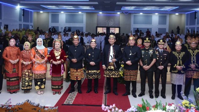 
					Rapat Paripurna Istimewa DPRD OKU Selatan Meriahkan HUT Ke-21, Bupati Popo Ali Ajak Bersatu Maju Sejahtera