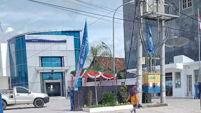 
					Kator Bank Sumselbabel Muaradua OKU Selatan. (foto IST)