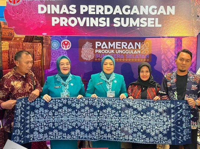 
					Motif Batik Dua Rumpun Enam Suku OKU Selatan Resmi Terdaftar Hak Cipta Kemenkumham RI