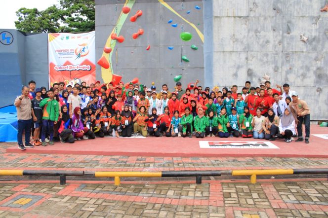 
					Pengurus dan Pelatih OKU Selatan All Out Dukung Atlet di Porprov XV Sumsel