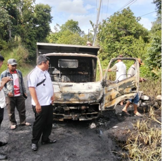 
					Insiden Armada Sampah Terbakar, DLH OKU Selatan Gelar Investigasi dan Evaluasi Total