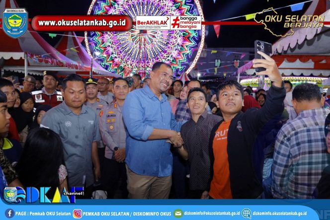 
					Bupati Abusama Resmikan Pasar Malam dan Pameran UMKM HUT ke-22 OKU Selatan, Terminal Muaradua Dipadati Ribuan Warga