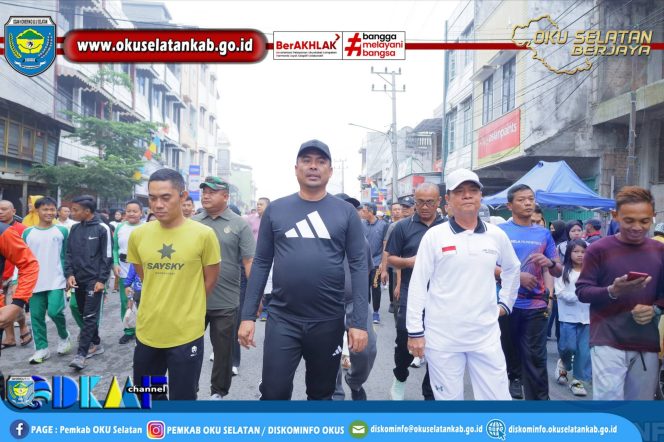 
					Ribuan Warga Tumpah Ruah Meriahkan Jalan dan Senam Sehat HUT Ke-22 OKU Selatan