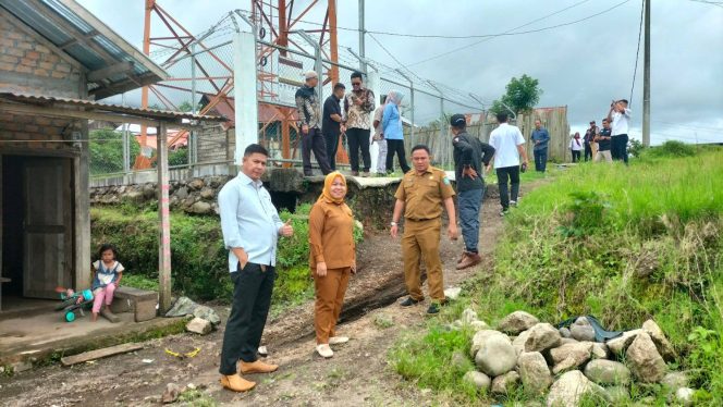 
					Pemkab OKU Selatan Bersama DPRD Tinjau Kondisi Pondasi Tower di Pulau Beringin, PT TBG Siap Lakukan Perbaikan