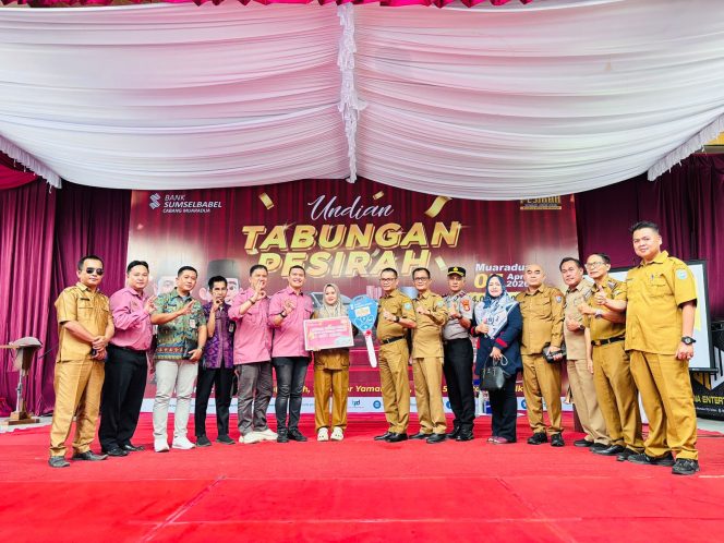 
					Bank Sumsel Babel Gelar Undian Tabungan Persirah 2025, Hadirkan Pesta Rakyat Untuk Masyarakat OKU Selatan